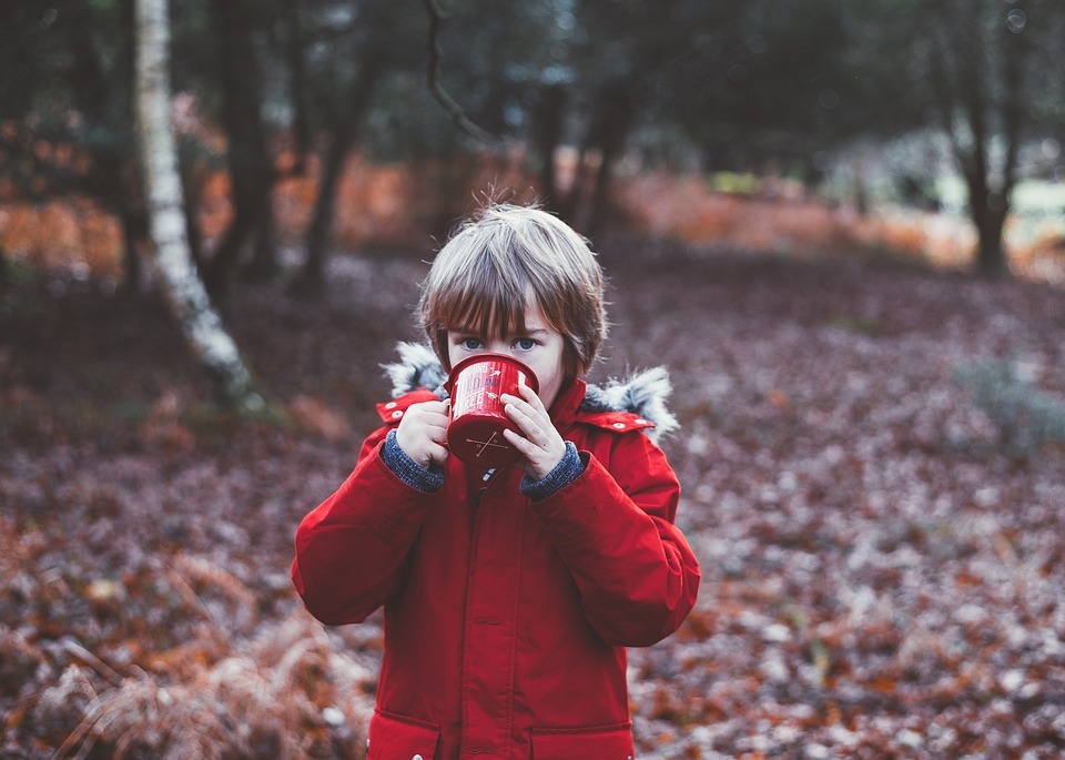 Child drinking fall