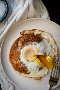 egg in a pancake