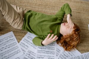 child frustrated music