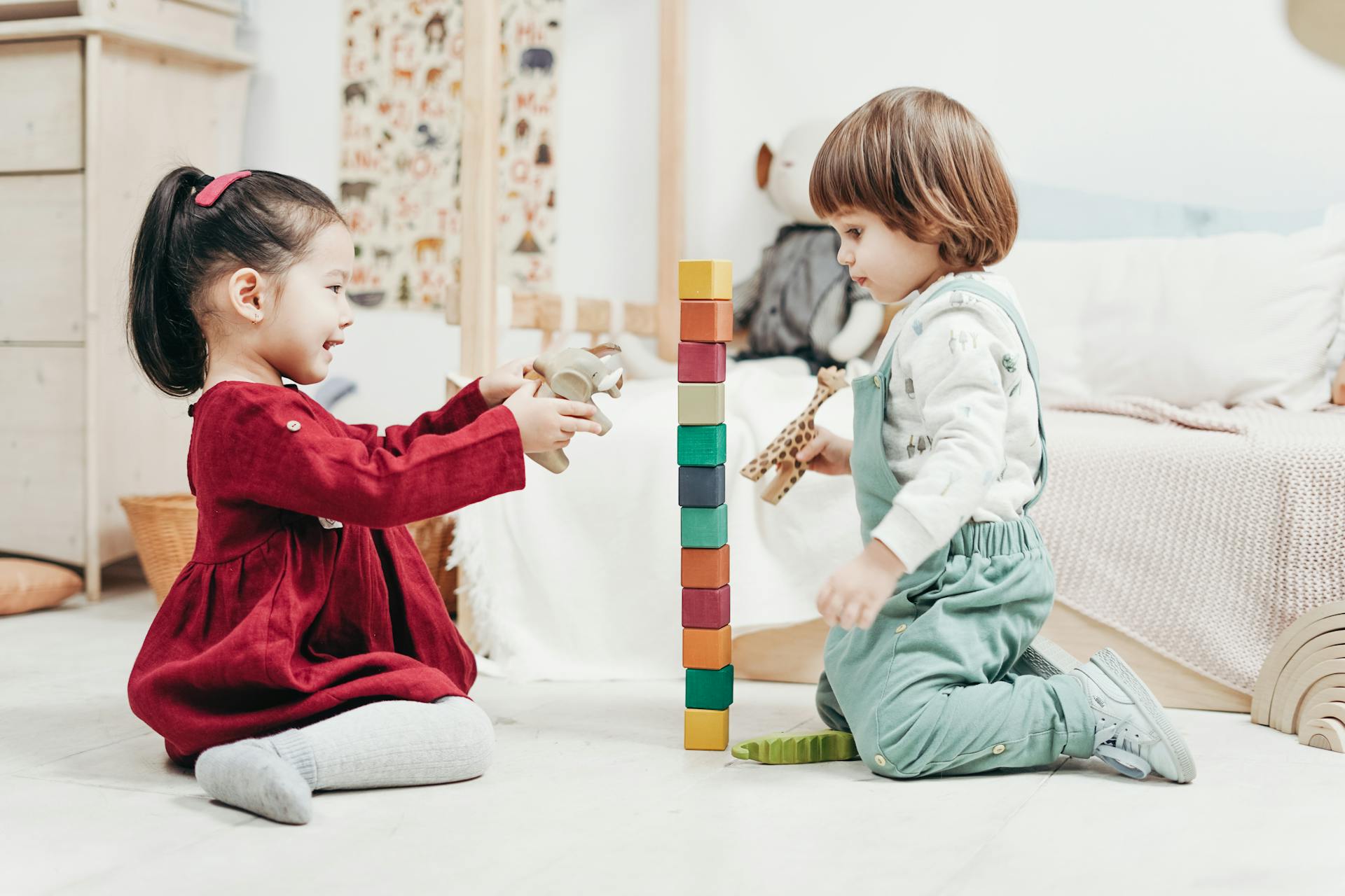 kids playing with blocks